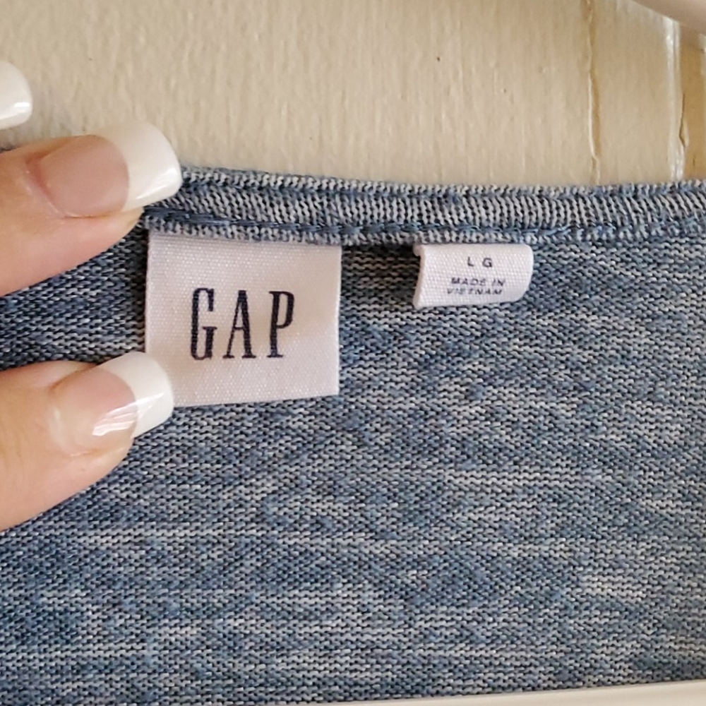 Gap Wrap Cardigan Size L - Picture 2 of 5